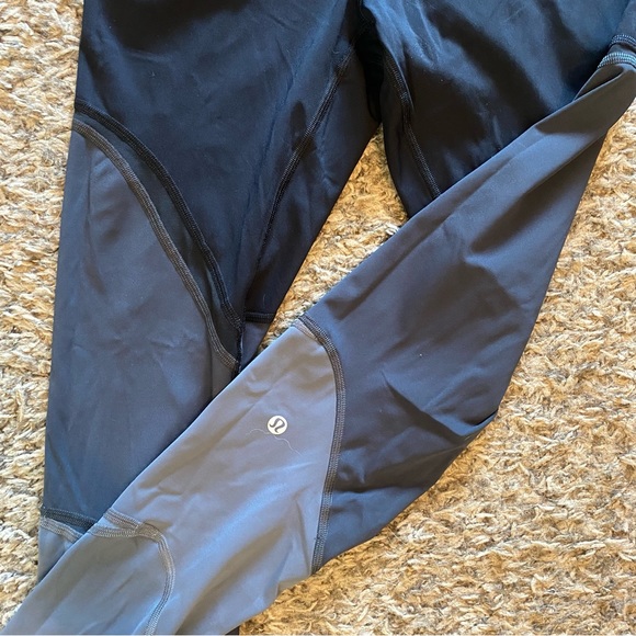 Lululemon colorblock leggings size 8 - Picture 2 of 4
